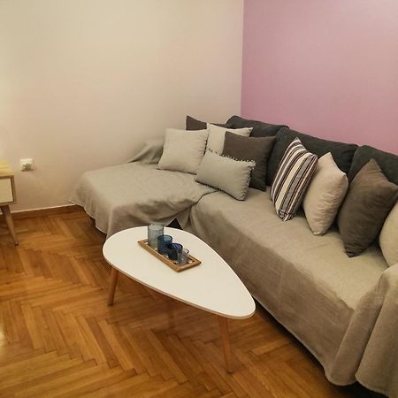 Stylish Modern Studio In The Heart Of Athena Bagian luar foto