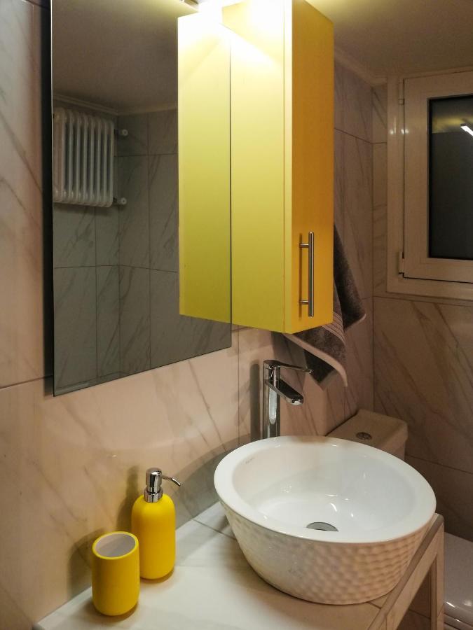 Stylish Modern Studio In The Heart Of Athena Bagian luar foto
