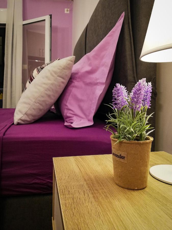 Stylish Modern Studio In The Heart Of Athena Bagian luar foto