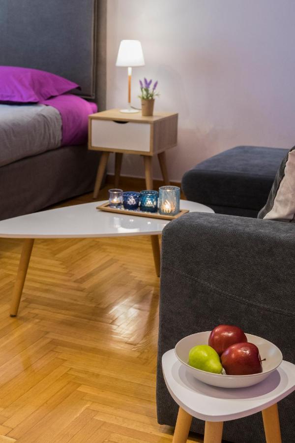 Stylish Modern Studio In The Heart Of Athena Bagian luar foto